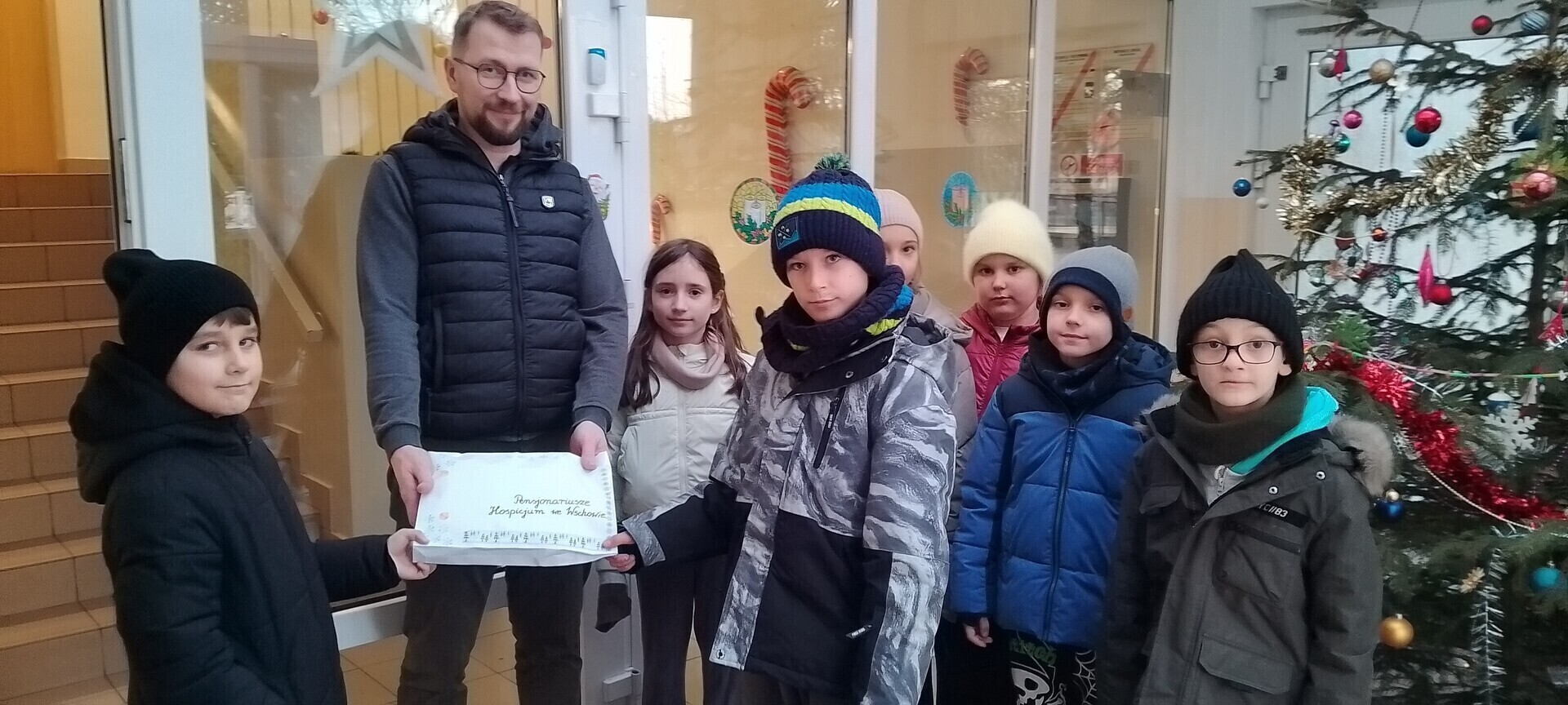 Kartka dla Hospicjum. Uczniowie ze Sławy chcą wywołać uśmiech u chorych