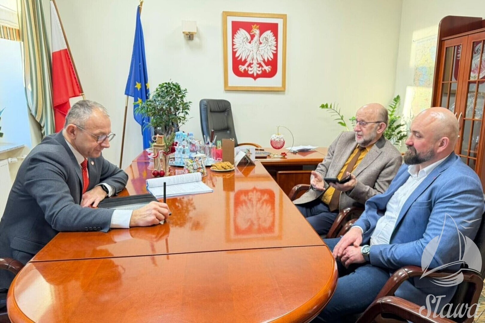 Burmistrz Sławy rozmawiał z wojewodą. Tematem spotkania przekazanie gruntów