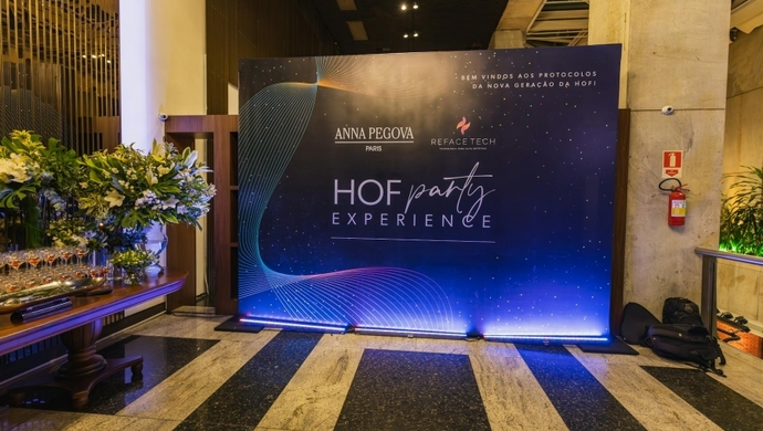 Dlaczego warto zainwestować w ściankę reklamową? 3 powody