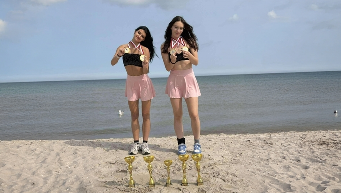 Wschowskie cheerleaderki triumfują w Kobylnicy. Julia Tkacz z medalami, mimo kontuzji