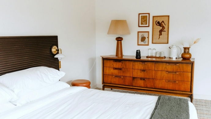 Komody z szufladami – pomysł na aranżowanie każdego wnętrza ze smakiem i stylem