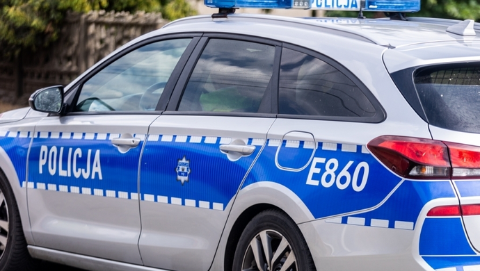 Włamywacz ukrył skradziony sprzęt w kukurydzy. Grozi mu do 10 lat więzienia