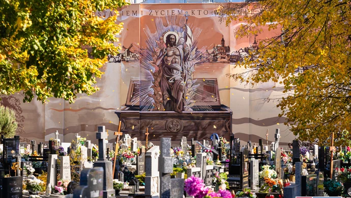 Biskup we Wschowie na Wszystkich Świętych. Tadeusz Lityński odprawi mszę na cmentarzu parafialnym