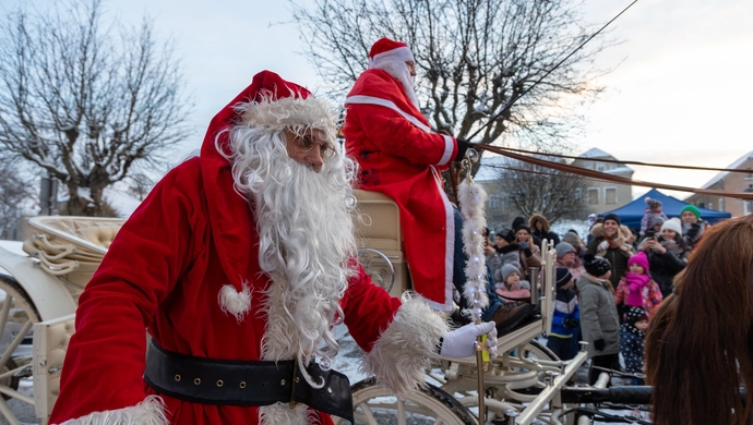 Listy napisane, teraz czas ludzi dobrej woli. Zostań Świętym Mikołajem dla potrzebującego
