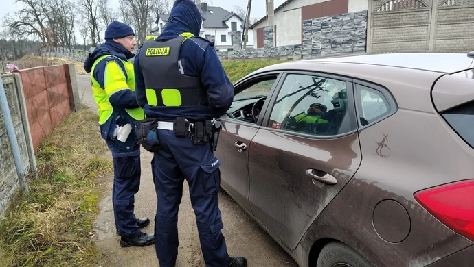 Trzech pijanych kierowców i kobieta, która straciła prawo jazdy. Tak wyglądał przedświąteczny weekend na drogach powiatu