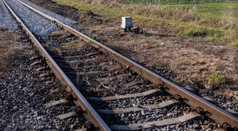 Likwidacja przejazdu kolejowego w Starych Drzewcach. Mieszkańcy proszeni o opinię