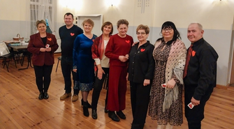 Walentynki w Tylewicach. Seniorzy bawili się przy muzyce i poezji