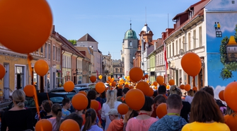 Przejdą przez Wschowę z przesłaniem równości. Proszą o sadzonki krzewów