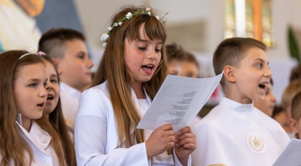 SP 3 pamięta o swoim patronie. II Koncert Papieski [ZDJĘCIA]