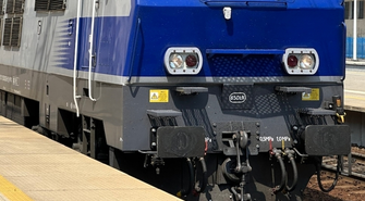 Śmierć na torach kolejowych pod Lesznem. Pasażerowie muszą się liczyć z opóźnieniami