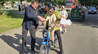 Plony zebrane, tradycja trwa. Dożynki sołecko-parafialne w Obrze z udziałem starosty