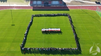 Sława uczciła Święto Niepodległości. Setki uczniów zaśpiewało hymn na stadionie
