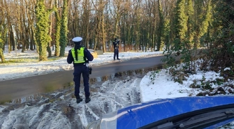 Kierowca Volvo uznał, że przepisy go nie dotyczą. Teraz przez 3 miesiące nie poprowadzi auta