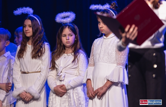 Jasełka inaczej. Uczniowie SP3 wystąpili na scenie sali widowiskowej ZDJĘCIA