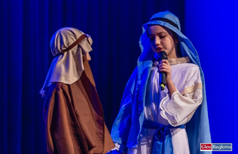 Jasełka inaczej. Uczniowie SP3 wystąpili na scenie sali widowiskowej ZDJĘCIA