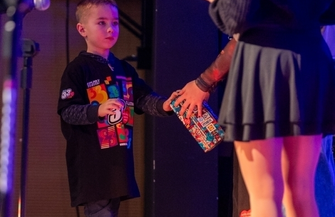 Wschowa gra z WOŚP. 45 wolontariuszy kwestuje dla dziecięcej onkologii i hematologii