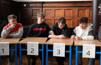 Młodzi mistrzowie cyberbezpieczeństwa rywalizowali w Staszicu. Kto okazałsię najlepszy