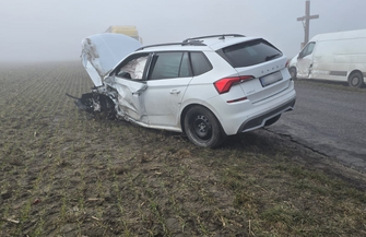 Czołówka na trasie WschowaKonradowo. 67-latek wyprzedzał na zakazie ZDJĘCIA