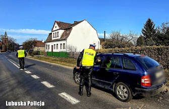 Piękna pogoda kusi motocyklistów. Wschowscy policjanci apelująo rozwagę