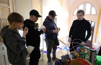 Drzwi Otwarte w Staszicu. Ósmoklasiści poznali ofertę szkoły ZDJĘCIA