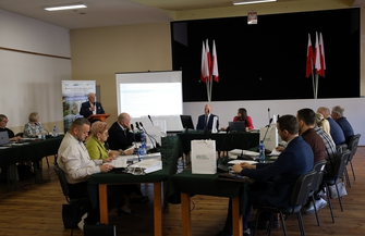 Apel do premiera ws. obwodnicy i nowa sołtys. VIII Sesja Rady Miejskiej w Szlichtyngowej