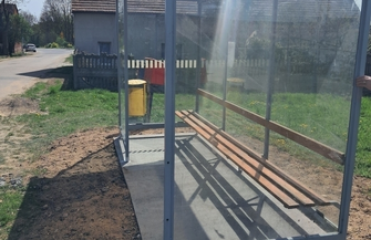 Nowe wiaty w Dryżynie i Małych Drzewcach