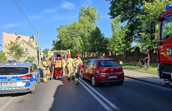 Policja szuka świadków potrącenia 17-latki. Do zdarzenia doszło na ul. Obrońców Warszawy we Wschowie