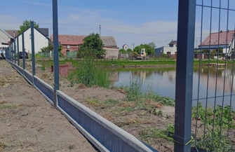 Ruszyły prace przy stawie w Zamysłowie. Będzie nowe ogrodzenie