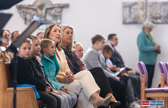 SP 3 pamięta o swoim patronie. II Koncert Papieski ZDJĘCIA