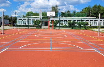 Nowe boisko w Starych Drzewach już gotowe. Skorzystają uczniowie i lokalna społeczność