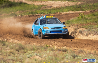 Wrak Race w Hetmanicach. Ścigająsię dla Tomka Smektały ZDJĘCIA