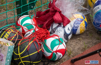 Nowe boisko w Starych Drzewcach oddane do użytku. Marzenia społeczności szkolnej się spełniły