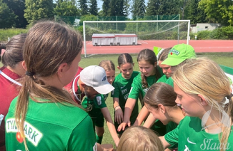 Sukces sławskich piłkarek