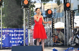 25. edycja festiwalu Śpiewać może każdy w Sławie. Grand Prix zdobyła Antonina Kiczka WIDEO