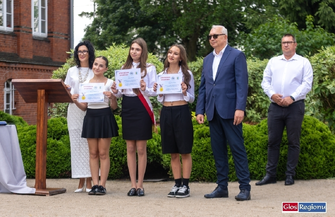 Zakończenie roku w I LO we Wschowie. Nie wszystko co ważne mieści się na świadectwie WIDEO