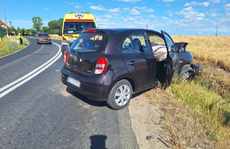 Zderzenie motocykla z osobówką na wylocie ze Starego Strącza AKTUALIZACJA