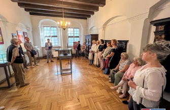 Wschowska kapsuła czasu przemówiła po 300 latach. Bezcenne dokumenty trafiły na wystawę WIDEO