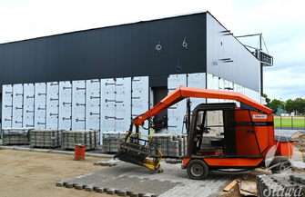 Boisko bieżnia i trybuny. Coraz bliżej oddania nowego Stadionu Miejskiego w Sławie