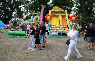 Park Górczyński tętnił życiem. Piknik Międzypokoleniowy przyciągnął mieszkańców w każdym wieku