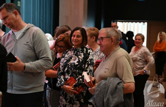 Pasierski napisze trylogię osadzonąnad Jeziorem Sławskim. Autor zdradził plany podczas spotkania w Kinie Żeglarz