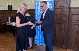 Awanse dla nauczycieli z gminy Wschowa. Jedenaście osób z aktami mianowania FOTO