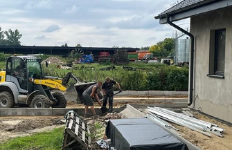 Budowa sali wiejskiej w Kandlewie coraz bliżej końca. Już tej jesieni