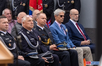 80 lat OSP Stare Strącze. Druhowie otrzymali nowy sztandar ZDJĘCIA