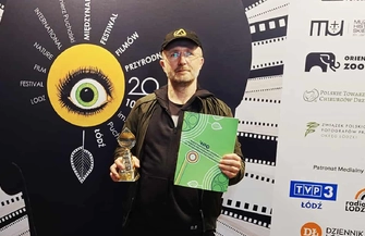 Sukces Piotra Dziełakowskiego na międzynarodowym festiwalu filmowym. Film Człowiek i żuraw wyróżniony