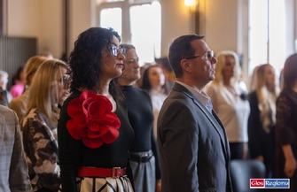 Starosta Wschowski wręczył nagrody pedagogom. Nauczyciel to zawód elitarny