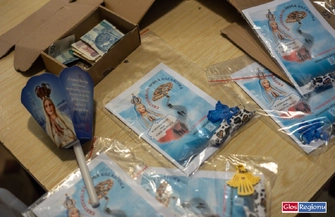 Ekstremalna Droga Różańcowa wyruszyła ze Wschowy. 25 kilometrów modlitwy przez noc