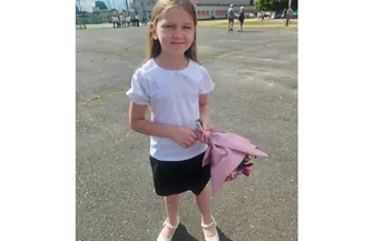 Oliwia ze Sławy walczy z rzadką chorobą. Przed 10-latką możliwy przeszczep szpiku