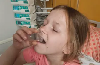 Oliwia ze Sławy walczy z rzadką chorobą. Przed 10-latką możliwy przeszczep szpiku