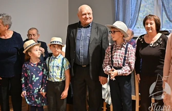 Dzień Seniora w gminie Sława. Mieszkańcy świętowali w sali wiejskiej w Starym Strączu