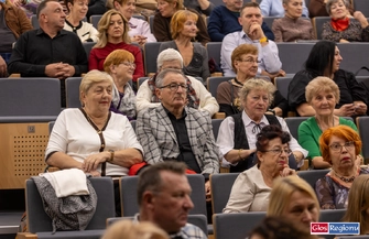 Koncert zaduszny wypełnił salę CKiR dwukrotnie. Maestoso i Arabeska przypomnieli o zmarłych artystach